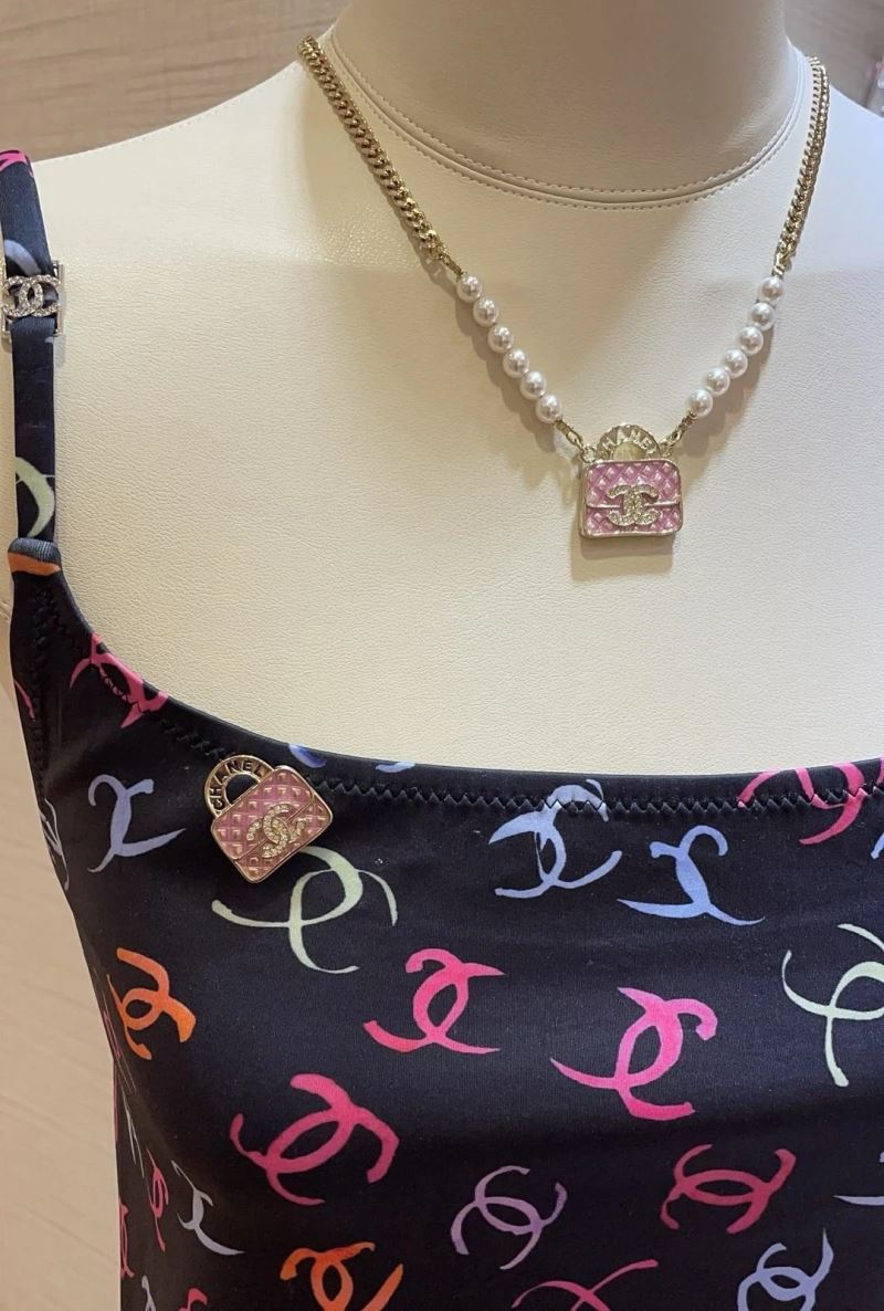 Chanel Necklaces